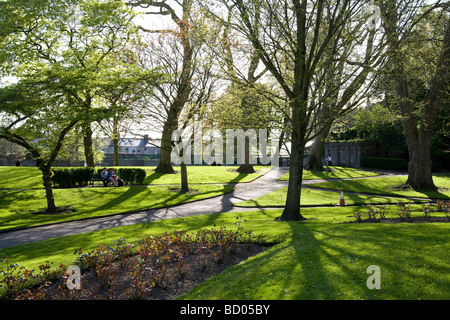 People's Park, dans la région de Pery Square, est le principal parc dans la ville de Limerick, dans le comté de Limerick Irlande Banque D'Images