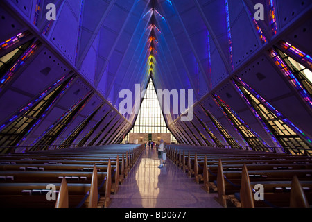 Colorado Springs Colorado l'intérieur de la chapelle des cadets à l'United States Air Force Academy Banque D'Images