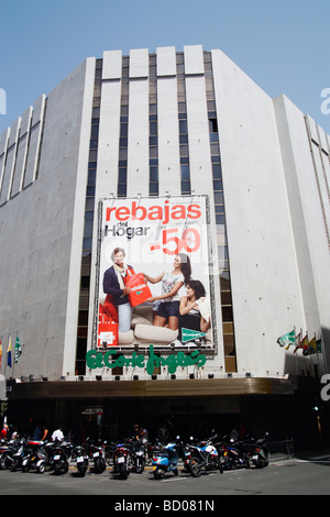 Rebajas (vente) signer plus entrée de El Corte Inglés à Las Palmas de Gran Canaria Banque D'Images