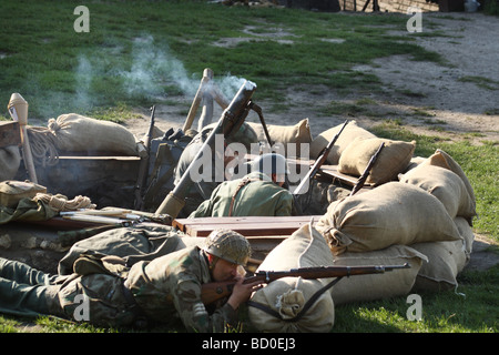 Reconstitution de la deuxième guerre mondiale - loi sur l'importante bataille de Monte Cassino. Les défenses allemandes. Événement annuel en Pologne, Ogrodzieniec. Banque D'Images