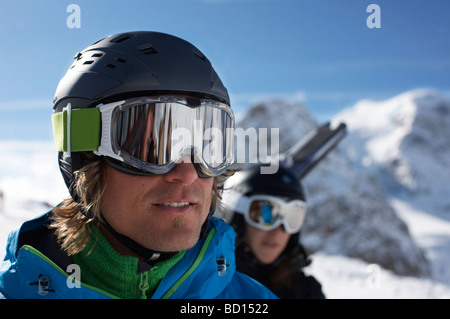 Snowboarder, skieur, Saint-Moritz, Grisons, Suisse, Europe Banque D'Images