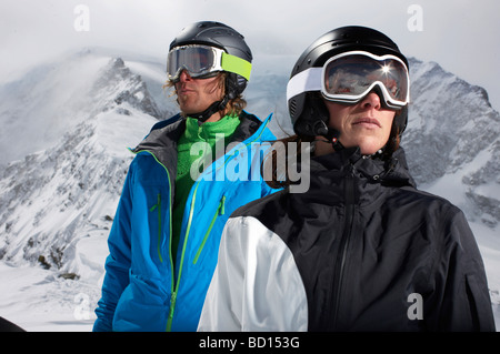 Snowboarder, skieur, Saint-Moritz, Grisons, Suisse, Europe Banque D'Images