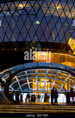 De Singapour, Orchard Road, le centre commercial ION Orchard Banque D'Images