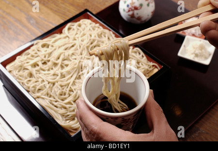 Manger Soba fait main Banque D'Images