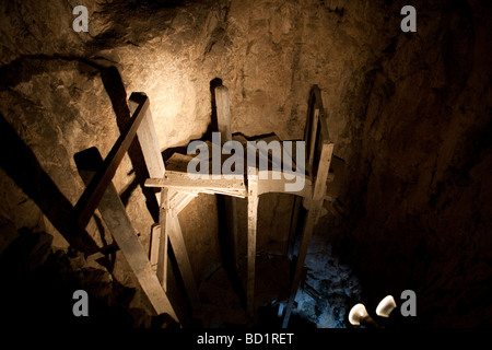 Escaliers le Grand Siège de tunnels. Partie supérieure du Rocher. Parc du patrimoine d'histoire naturelle. Gibraltar Banque D'Images