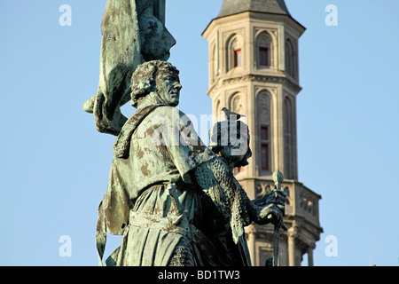 Statue du héros de Bruges Jan Breydel et Pieter de Coninck sur la place du marché Grote Markt, à Bruges Belgique Banque D'Images