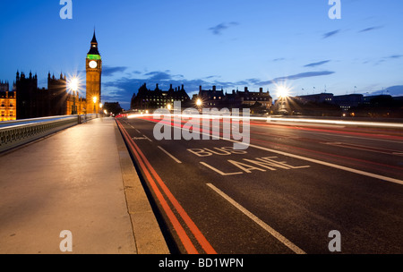 Vue de Big Ben à partir de Westminster Bridge Banque D'Images