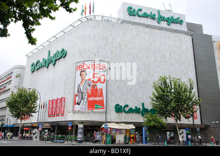 Grand magasin El Corte Ingles, Ronda de los Tejares, Cordoba, Cordoba Province, Andalusia, Spain Banque D'Images