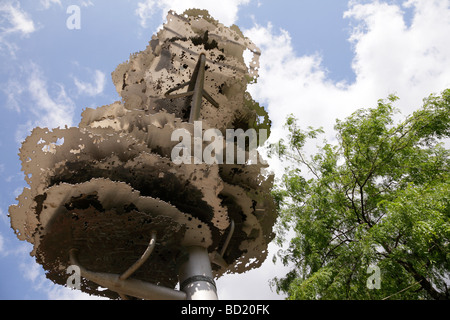 Arbre du souvenir commémorant les civils tués pendant la Seconde Guerre mondiale des jardins de Piccadilly manchester uk Banque D'Images