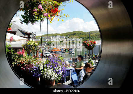 Restaurant à Mallaig après le voyage en train à vapeur Jacobite de Fort William à Mallaig, en Écosse. Géré par les chemins de fer de la côte ouest. Banque D'Images