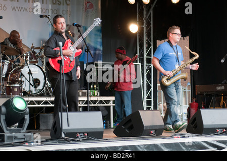 Bristol Harbour Festival Jazz Band Sessions Reggae Banque D'Images