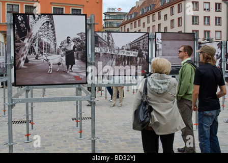 1/3 de la démocratie n'est pas assez de signer, de démonstration à Paris juin 1989, l'effondrement du communisme, affiche juin 2009, Wrocław Pologne Banque D'Images