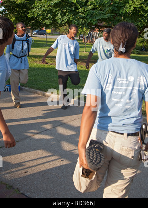 Conservation d'été Programme d'emploi pour les jeunes du secondaire à Detroit Banque D'Images