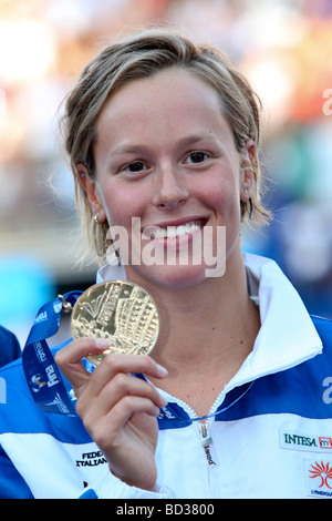 Federica Pellegrini ITA femmes gagnant s 200 m libre en un temps record du monde de la FINA à Rome Italie Championnats du Monde de Natation Banque D'Images