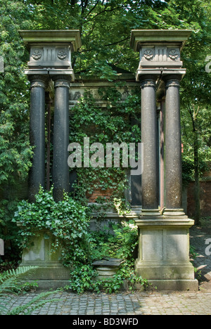 Tombeau Romain Neo au cimetière juif de Wrocław région Basse Silésie Pologne Banque D'Images