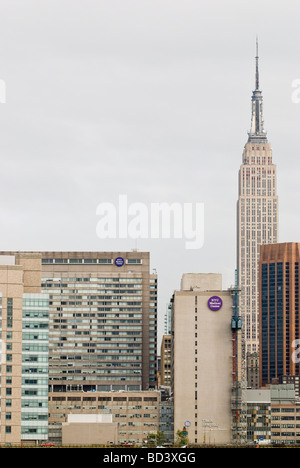 Empire State Building et du New York University Medical Center, Tisch Hospital, l'Hôpital Universitaire de NYU Banque D'Images