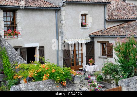 L'architecture médiévale de la vieille ville de Chauvigny, France. Banque D'Images