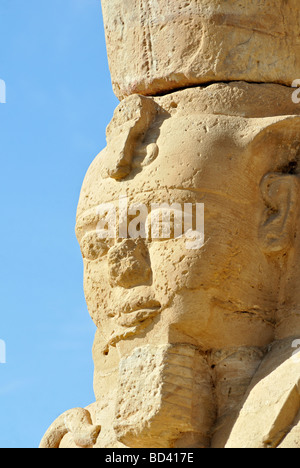 Statue de Ramsès II Le grand temple de Gerf Hussein Nubian Island sur le lac Nasser Kalabsha près de Grand barrage d'Assouan en Égypte Banque D'Images