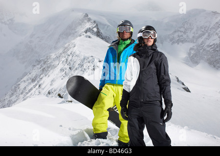 Snowboarder, skieur, Saint-Moritz, Grisons, Suisse, Europe Banque D'Images