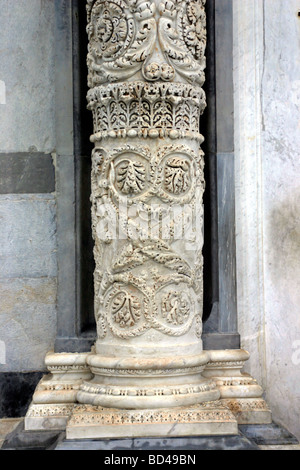 Détail de la Cathédrale de Duomo Santa Maria Assunta Pise Toscane Italie Banque D'Images
