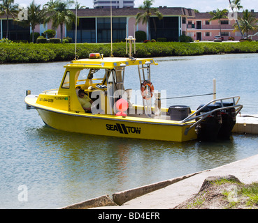 Aucune entreprise AUJOURD'HUI POUR LE PEUPLE DE SEA TOW SUR LA RIVIÈRE WELLINGTON À JUPITER INLET EN FLORIDE Banque D'Images