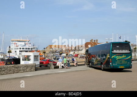 Yarmouth resort Ile de Wight Angleterre UK Holiday d'autocars Banque D'Images