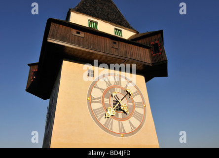 Détail de la tour de l'horloge Uhrturm sur Grazer Schlossberg Hill à Graz Styrie Autriche Banque D'Images