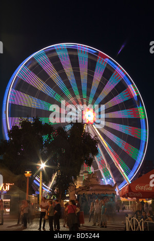 Le Blumenrad ou roue de fleurs, d'attractions Prater, Vienne, Autriche Banque D'Images