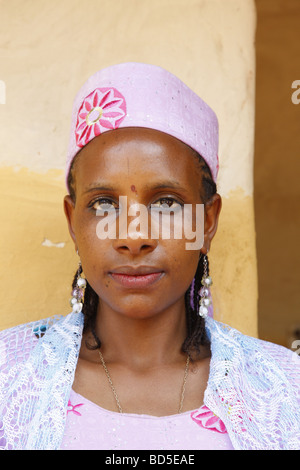 Woman, portrait, groupe ethnique mbororo, Bamenda, Cameroun, Afrique Banque D'Images