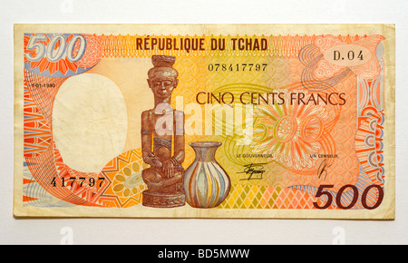 République du Tchad 500 Cinq cent billets de banque en francs. États d'Afrique centrale. République du Tchad Banque D'Images