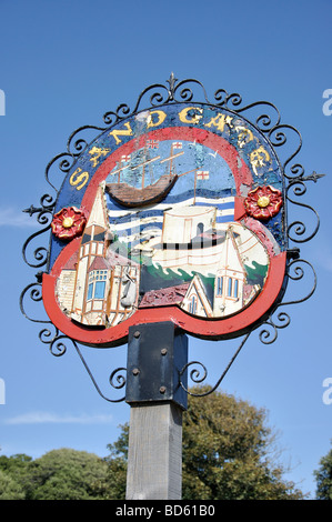 Panneau du Village, High Street, Sandgate, Kent, Angleterre, Royaume-Uni Banque D'Images