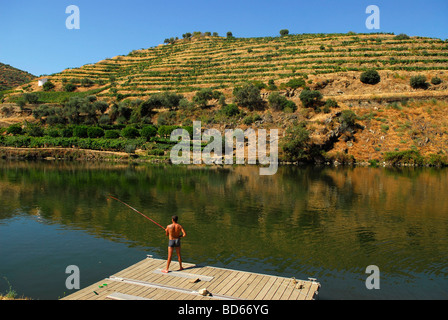 La Vallée du Douro (Portugal) : Angler Banque D'Images