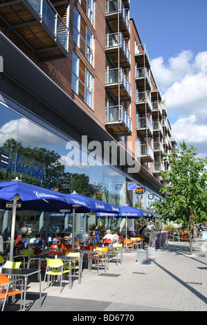 Carluccio's Restaurant, Nouvelle-Zélande Avenue, Walton-on-Thames, Surrey, Angleterre, Royaume-Uni Banque D'Images