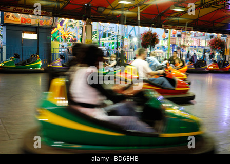 Voitures Dodgem bouclier Mai 2009 Banque D'Images