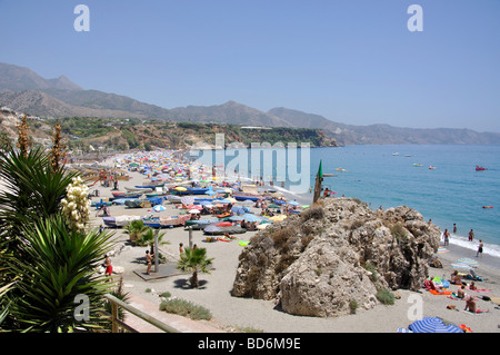 Playa de Burriana, Nerja, Costa del Sol, la province de Malaga, Andalousie, Espagne Banque D'Images