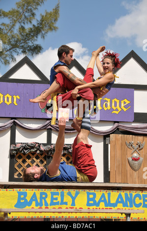 Les participants à une foire de la Renaissance en Floride, USA. Banque D'Images