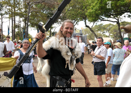 Les participants à une foire de la Renaissance en Floride, USA. Banque D'Images