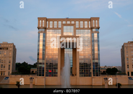 L'architecture postmoderne Antigone Hotel de la région Montpellier France Banque D'Images