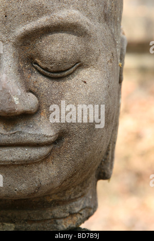 Tête de Bouddha du Wat Umong dans Chiang Mai, Thaïlande Banque D'Images