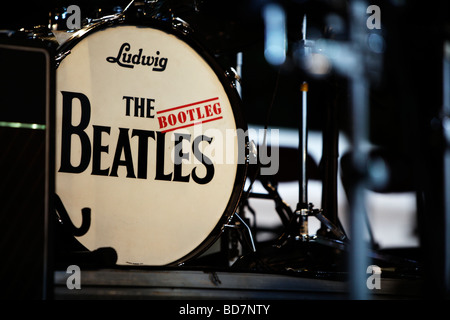 The Bootleg Beatles tribute band en concert Banque D'Images