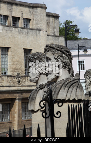 Statue Sheldonian, oxford Banque D'Images