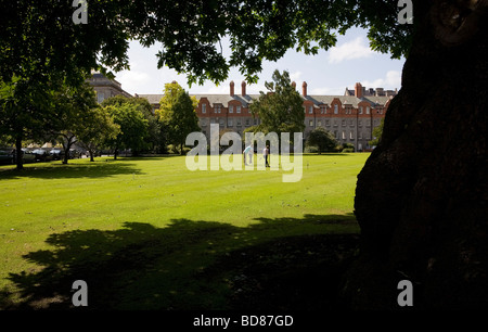 Jeu de croquet de New Square, Trinity College, Dublin, Irlande Banque D'Images