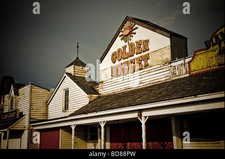 Panneau Golden Nugget partie du site de Frontierland maintenant démoli Morecambe. Banque D'Images