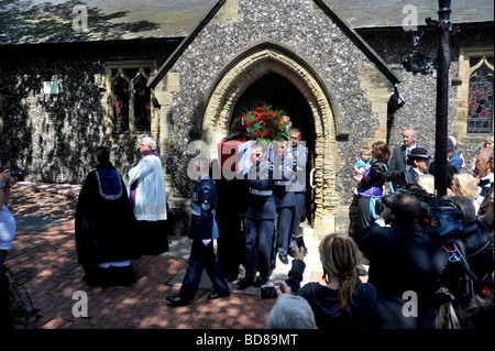 Les funérailles de ww1 vétéran Henry Allingham à St Nicholas church à Brighton Banque D'Images