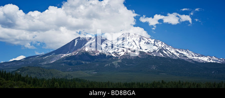 Le mont Shasta, Californie Banque D'Images