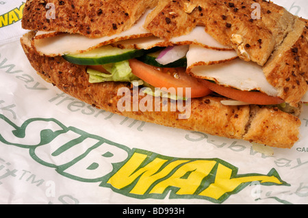 La Turquie sur sandwich Subway sous enveloppe avec logo métro USA. Banque D'Images