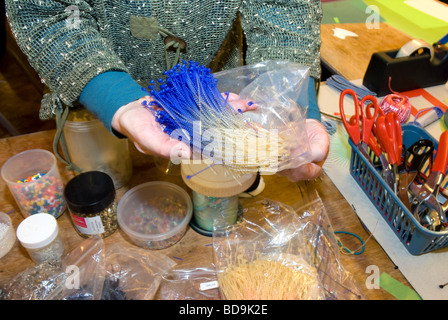 Cours de fabrication de bijoux Banque D'Images