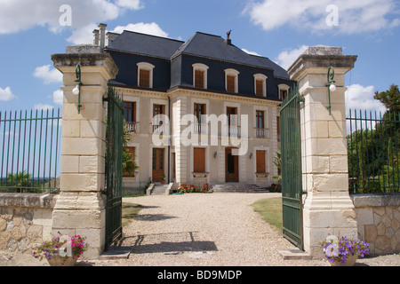 Chateau Segonzac, Saint- Genès-de-Blaye, près de Bordeaux, Gironde, Aquitaine, France Nouvelle- Banque D'Images