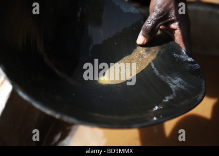 L'exploitation aurifère dans le Nord du Ghana, Terkwe Banque D'Images