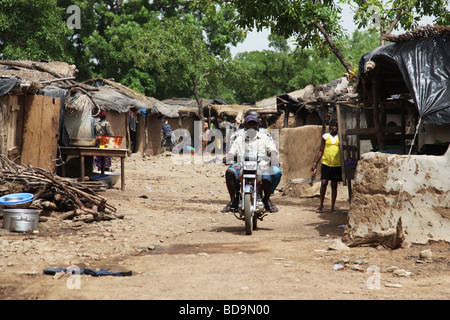 Dans Terkwe l'extraction de l'or, le nord du Ghana. Terkwe est une communauté issu de l'industrie de la mine d'or Banque D'Images